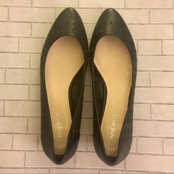 Nine West - Wedged Heels (Size 9.5) - Picture 2 of 7